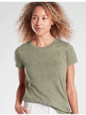 Athleta Organic Cotton Green Snakeskin Print Short Sleeve Top